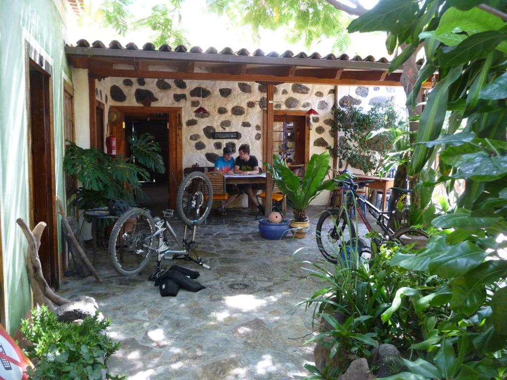 El Porvenir Hostel ลอสยานอส เด อารีดาเน ภายนอก รูปภาพ